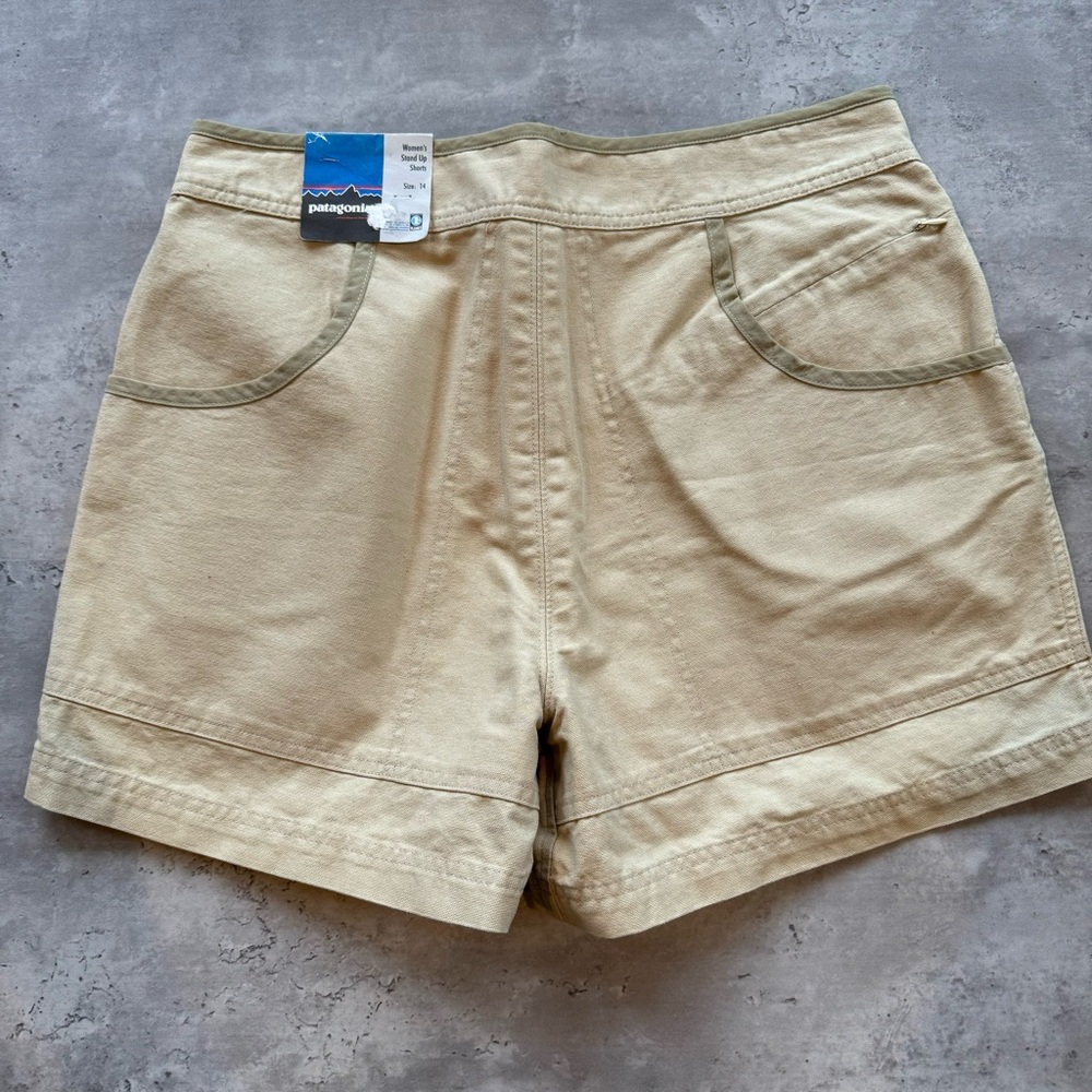 NEW Patagonia Women’s Vintage Stand Up Shorts Khaki Size 14